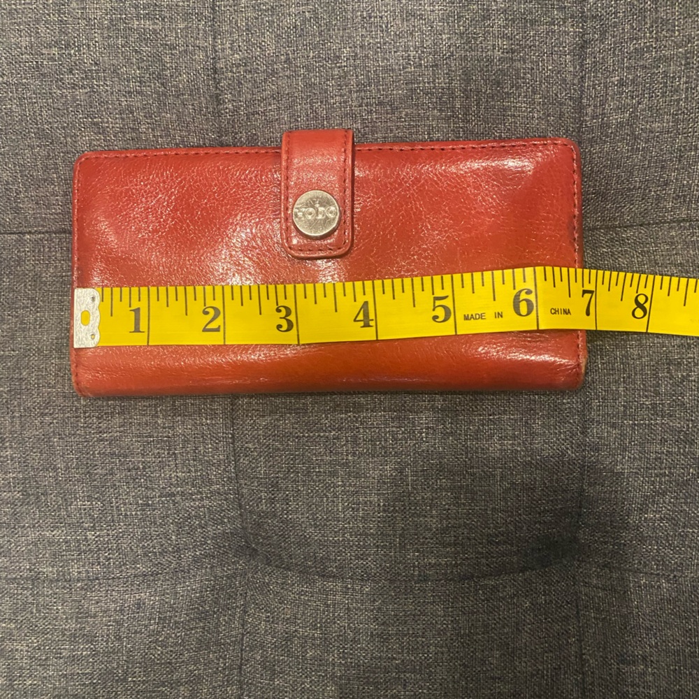 HOBO Red Card Wallet EUC - Picture 7 of 8